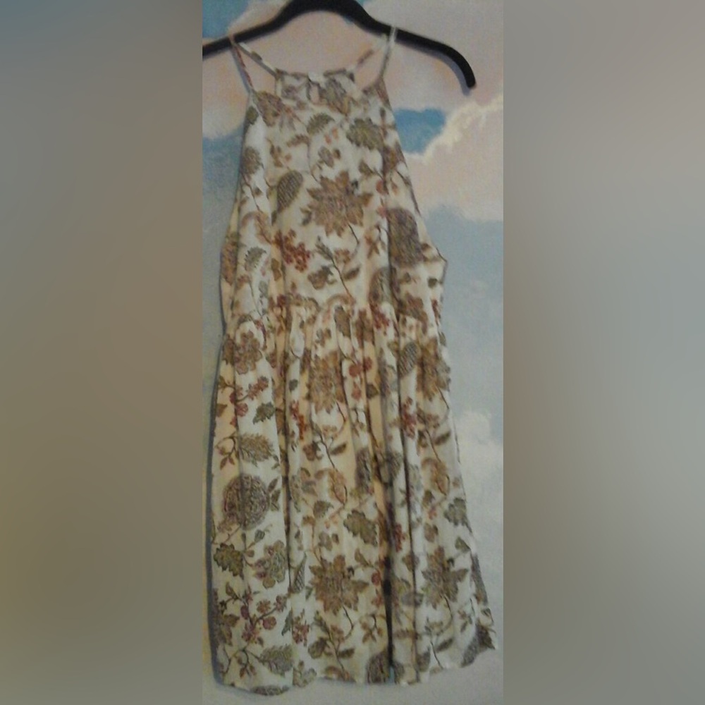 Wishlist dress size S perfect for transition to fall